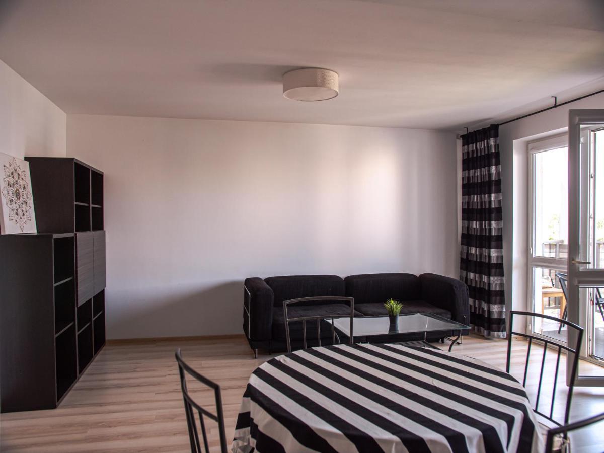Sdh 2 Comfortable Near Warsaw Radzymin